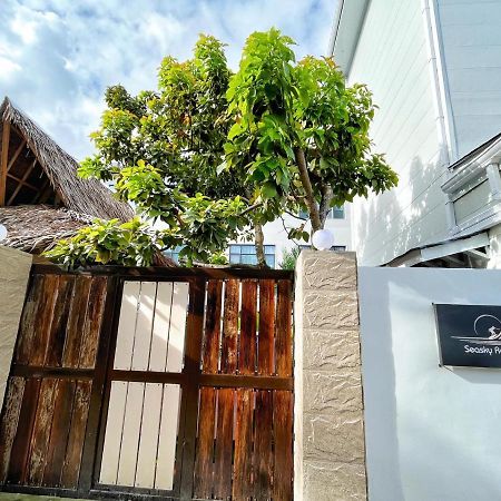 Siargao Seasky Resort Catangnan エクステリア 写真
