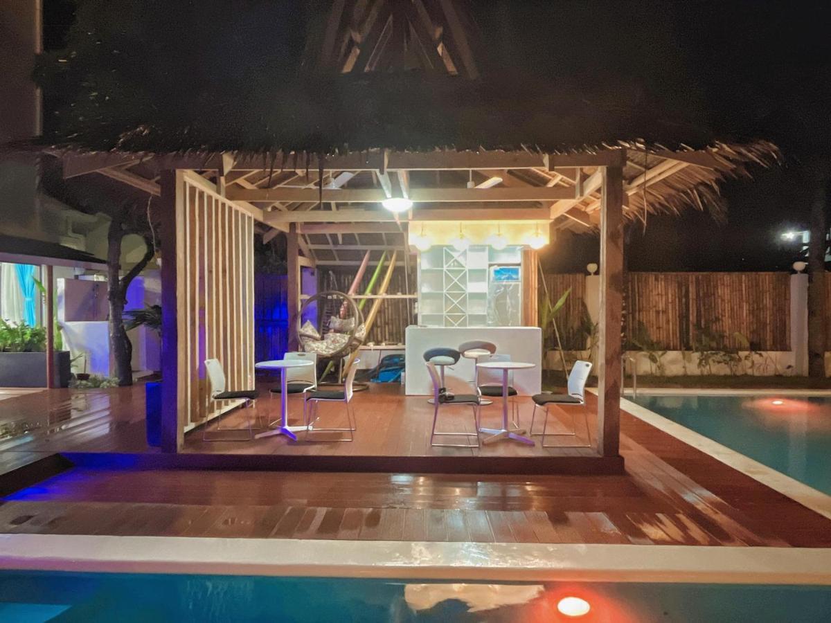 Siargao Seasky Resort Catangnan エクステリア 写真